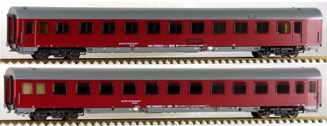 Set of 2 passenger cars type Bcvmh of Euro-Express-Treincharter<br /><a href='images/pictures/LS_Models/44097.jpg' target='_blank'>Full size image</a>